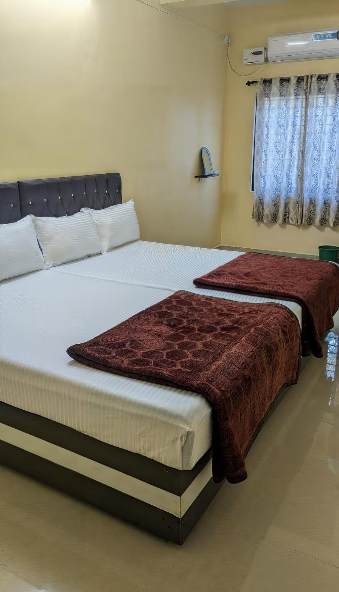 Māvalli Kamath Inn מראה חיצוני תמונה