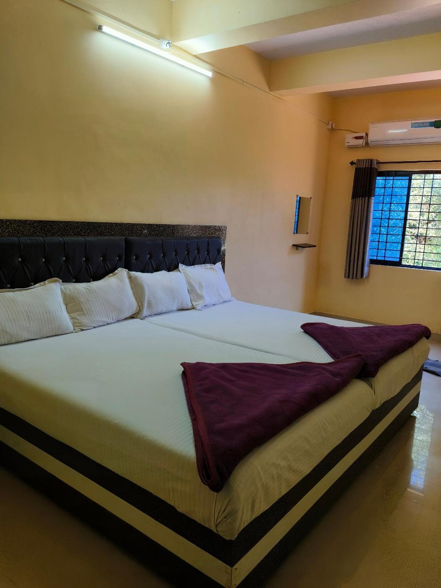Māvalli Kamath Inn מראה חיצוני תמונה